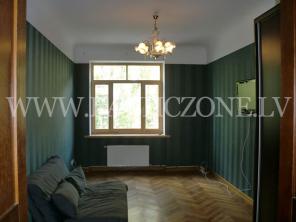 Квартира в реновированном доме недалеко от центра Риги