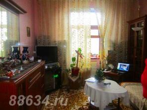 Очень срочно продам одну комнату в центральной части южного города. Недорого.