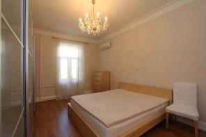 Продается отличная 3-х комн.кв-ра ул.Земляной вал д. 3/1