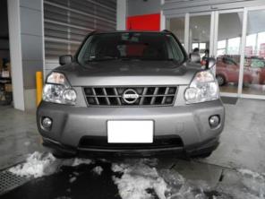  Nissan X-Trail : 390 320 .