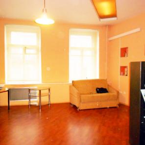 2-комнатная квартира 84м на улице Декабристов (Адмиралтейский, МО-3) продается