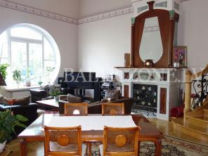 Эксклюзивная 2-ух этажная квартира в центре Риги