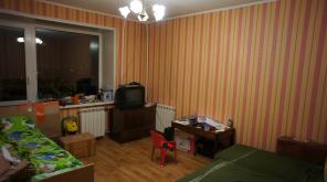 продам 2-комн Аэровокзальная 8и