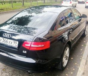  Audi A6   220 ..