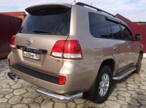   Toyota Land Cruiser 200