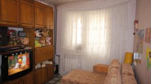 продам 1-комн. Киренского 122