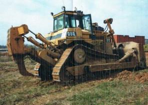 Продаю гусеничный бульдозер Caterpillar D9T