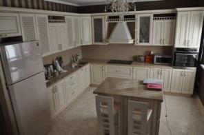 Уникальные Белорусские кухни из массива и акрила