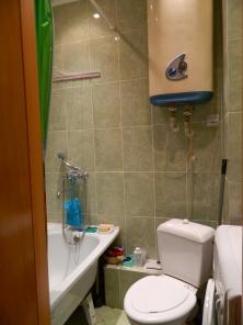 Продам 1 ком. квартиру, Заводской район, Новоастраханское шоссе, 85