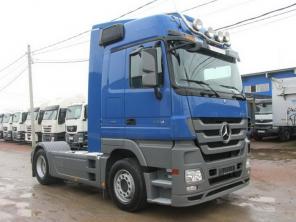   Mercedes Actros 1844