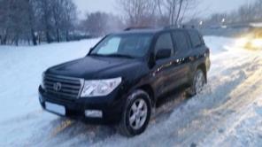 Toyota Land Cruiser 200    2010   4,7