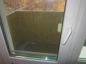 Продаётся трёхкомнатная квартира, 98 м2, 3/3 этаж кирпичного дома, Таганрог, переулок Спартаковский. Срочно.