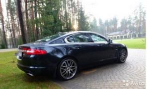 Jaguar XF