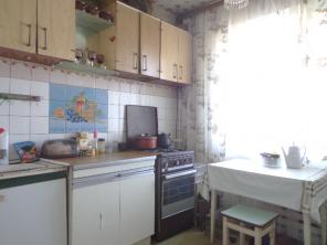 Продаю 3-х комнатную квартиру на 1-й Дачной