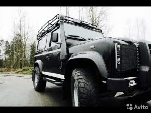  Land Rover Defender, 2011