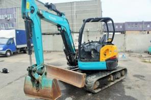  Kubota U40-6.   